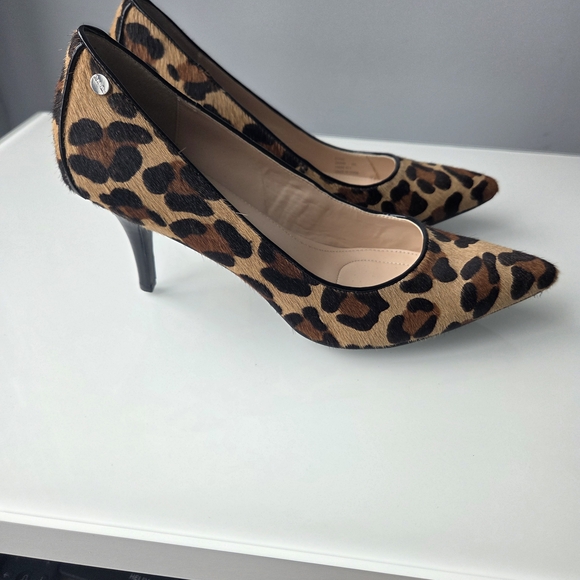 Calvin Klein Leopard Print Heels - Picture 1 of 5
